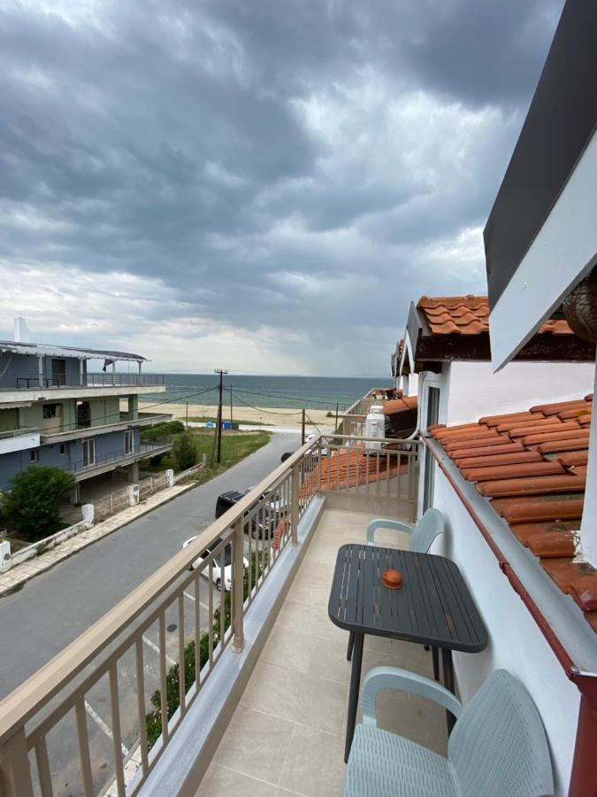 Hotel Almira Agía Triás Buitenkant foto